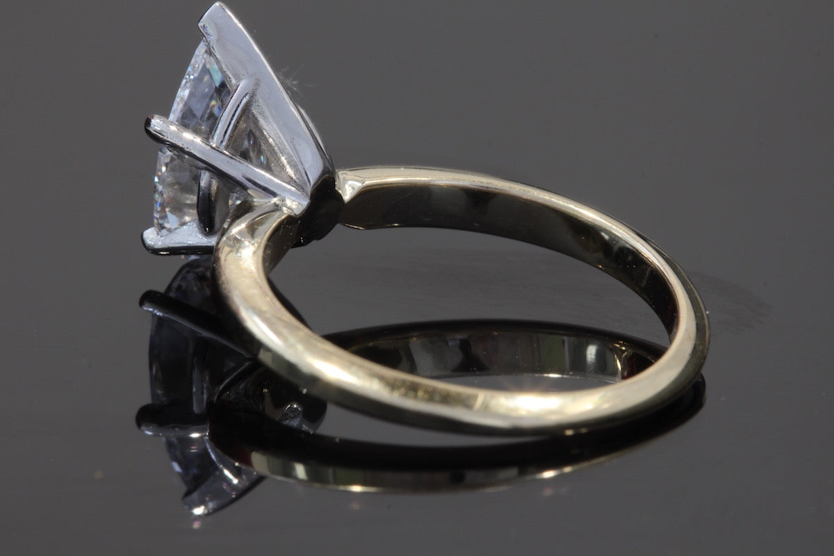 Pear lab diamond ring 1.67ct