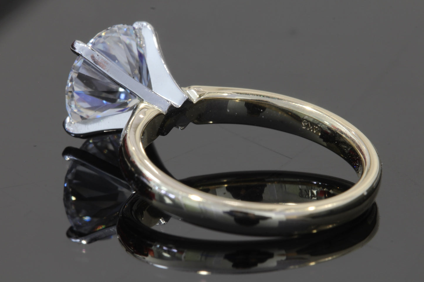 3.08 Carat Round Lab Diamond.