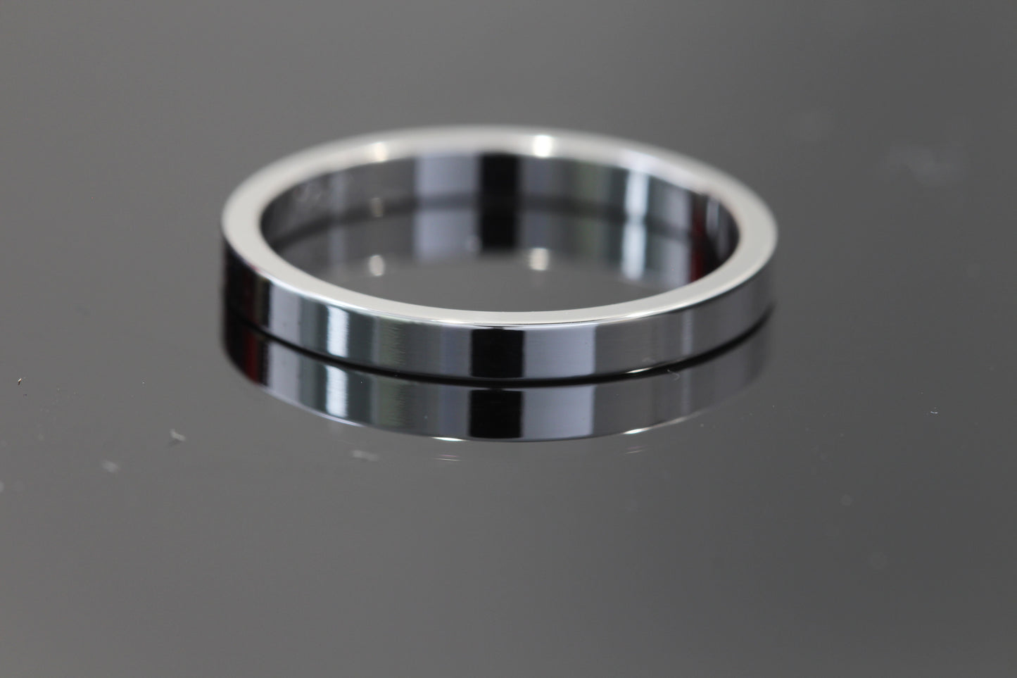 10k white gold band