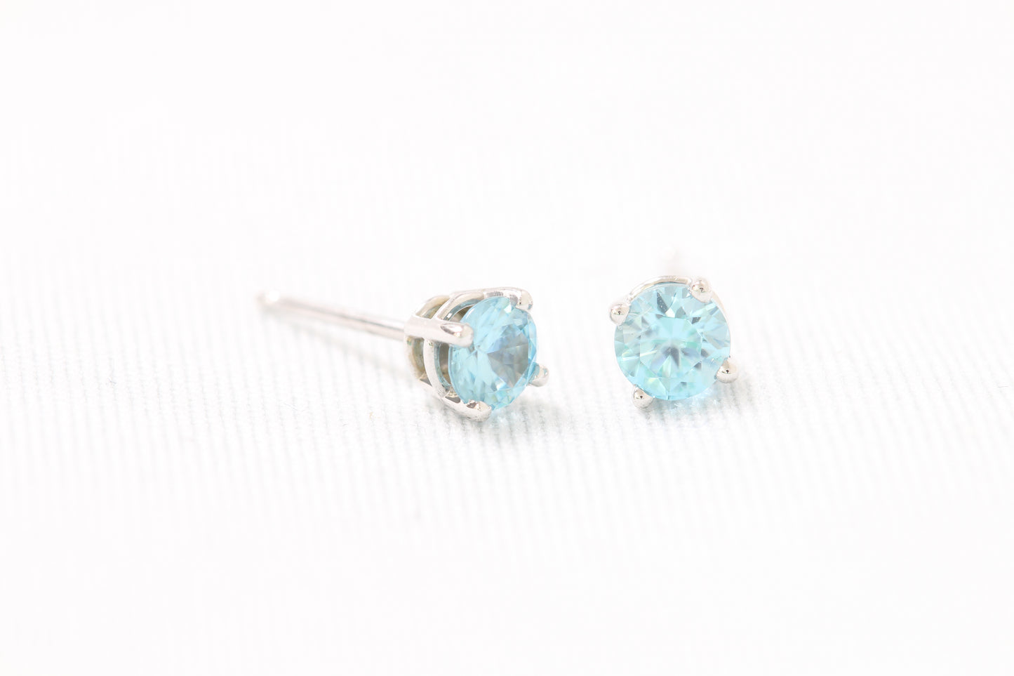 14k genuine birthstone stud earrings