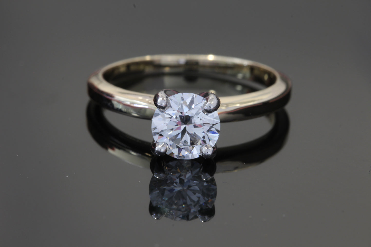 14K Yellow Gold  with Platinum Claws – 1.00ct E VS1 Lab-Grown Diamond