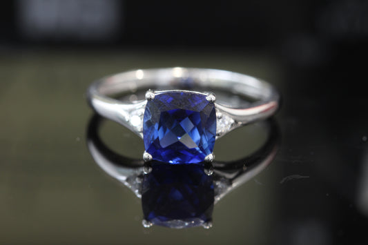 Synthetic blue sapphire and diamond ring 10k