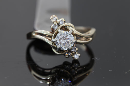 Estate swirl diamond ring 10k