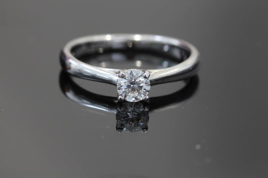14k Lab diamond engagement ring