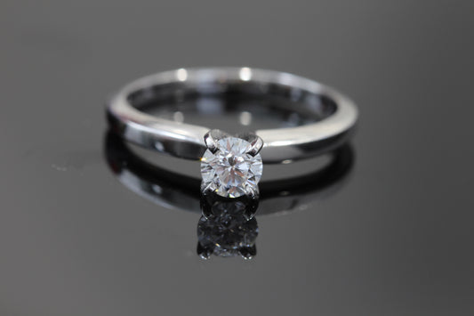 14k .34ct lab diamond engagement ring