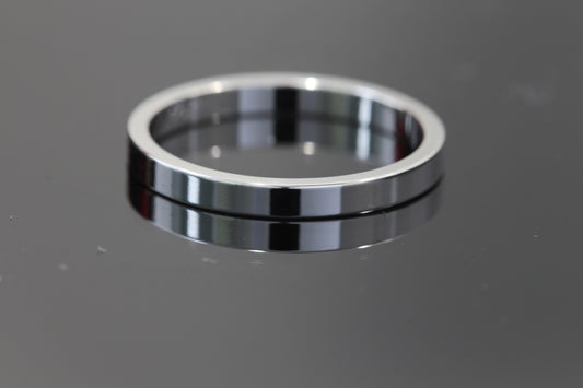 10k white gold band