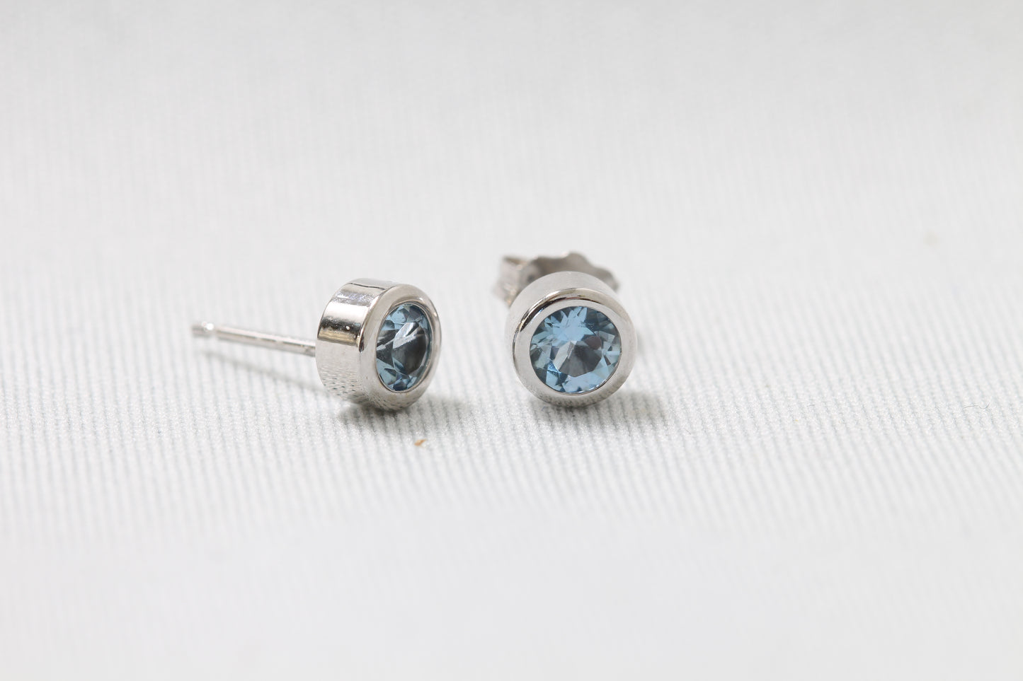 14k gold aquamarine bezel earring studs