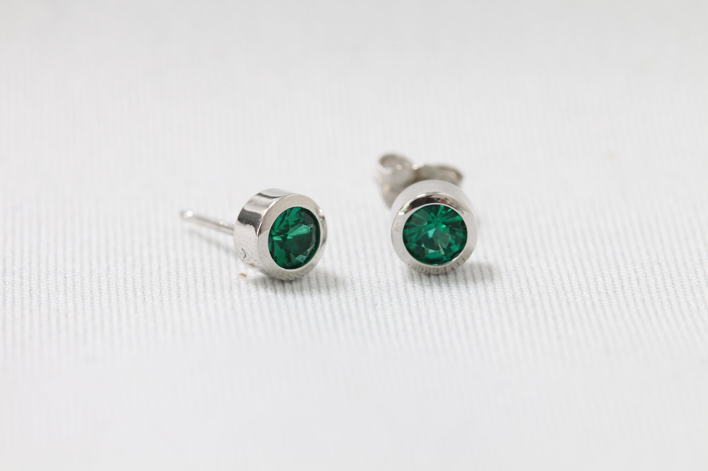 14k gold lab created emerald bezel earring studs