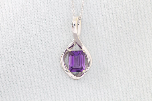 14k Amethyst necklace