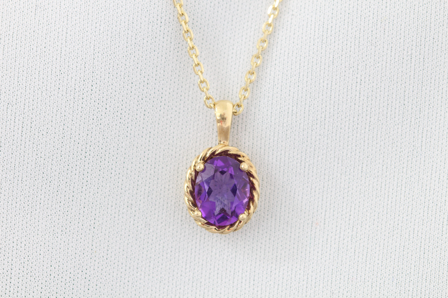 14k oval amethyst necklace - Main Image