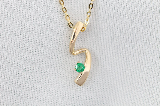 14k Emerald necklace
