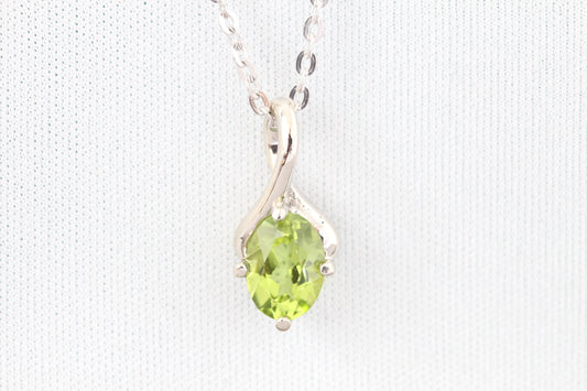 14k genuine peridot necklace
