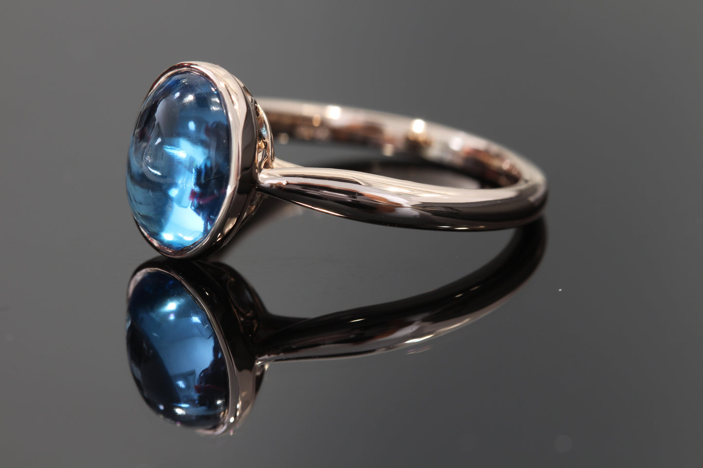 14k Blue topaz ring
