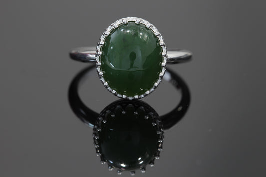Sterling silver nephrite jade crown ring