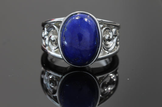 Silver lapis ring