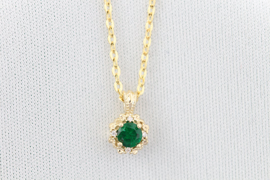 14k Emerald & diamond pendant